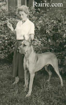 Arno Von Niedener Hof